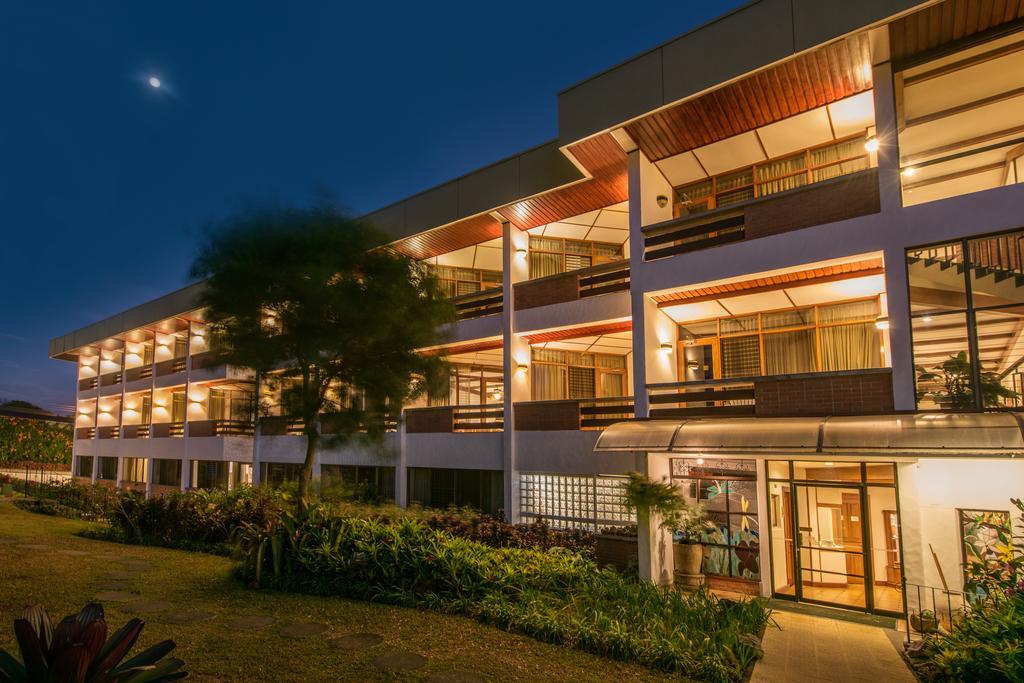 Hotel Bougainvillea San Jose Santo Domingo De Heredia Екстериор снимка