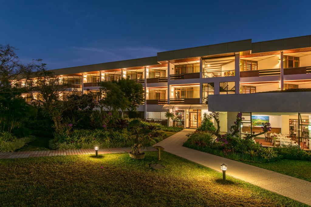 Hotel Bougainvillea San Jose Santo Domingo De Heredia Екстериор снимка