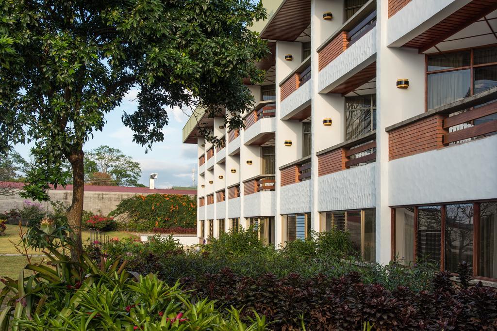 Hotel Bougainvillea San Jose Santo Domingo De Heredia Екстериор снимка