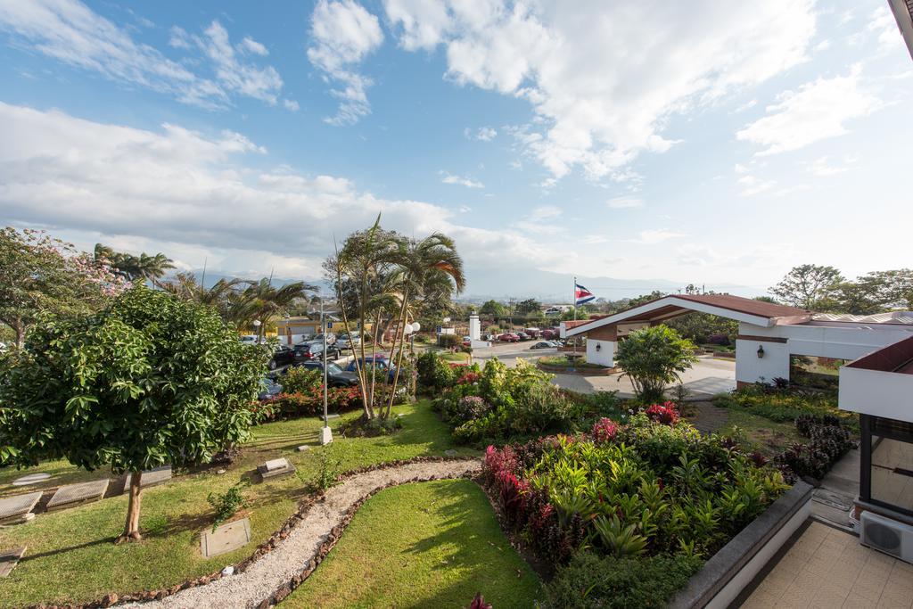 Hotel Bougainvillea San Jose Santo Domingo De Heredia Екстериор снимка