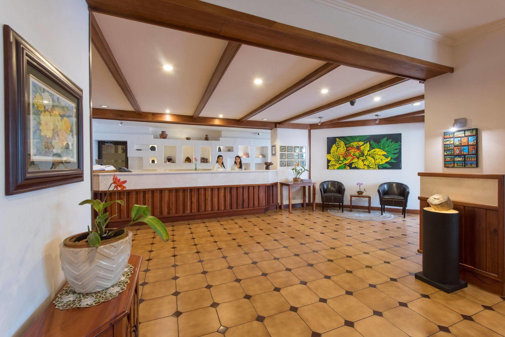 Hotel Bougainvillea San Jose Santo Domingo De Heredia Екстериор снимка