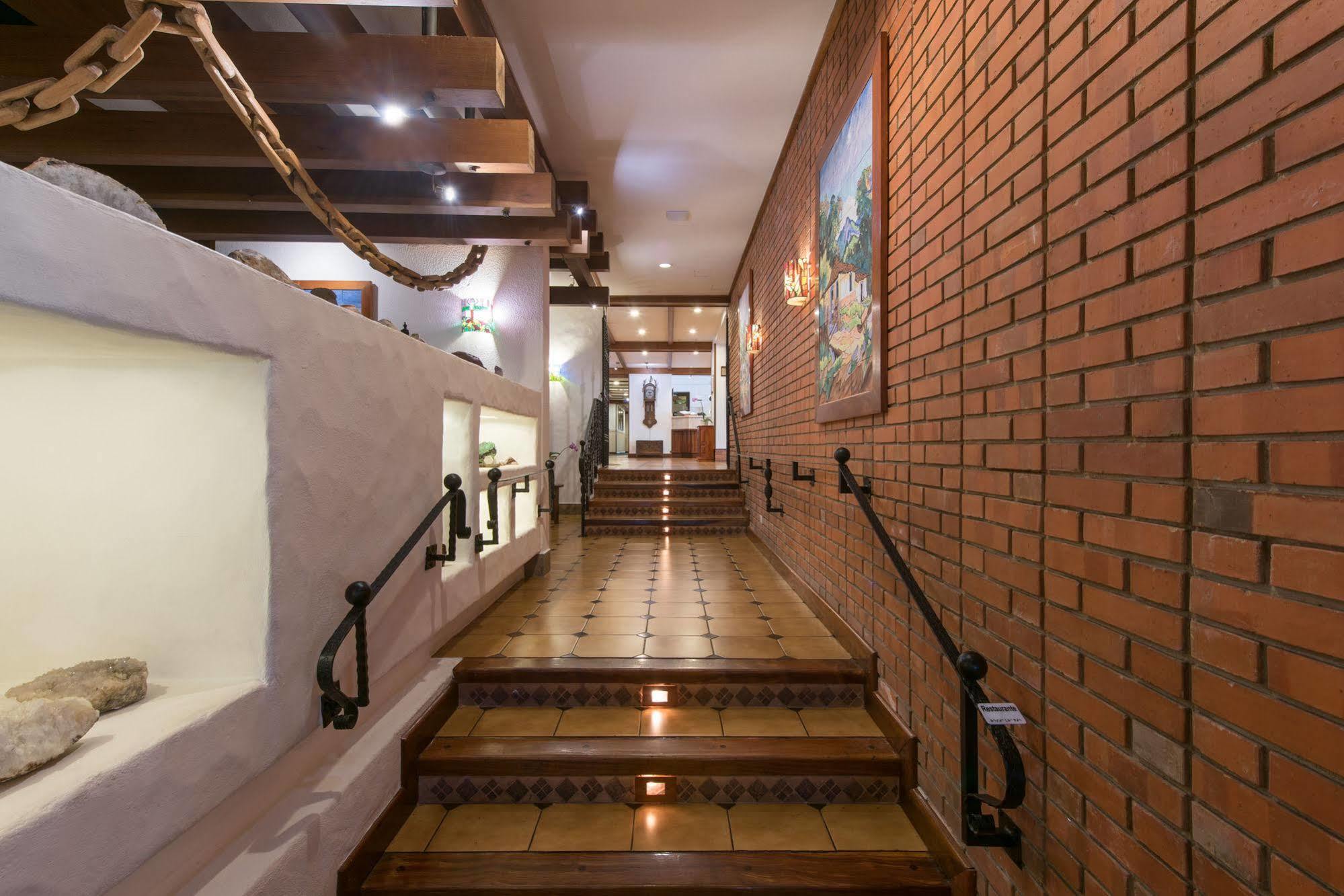 Hotel Bougainvillea San Jose Santo Domingo De Heredia Екстериор снимка